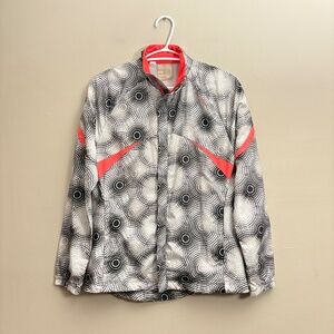 Saucony Black & White Circular Print Running Jacket w Coral Accents